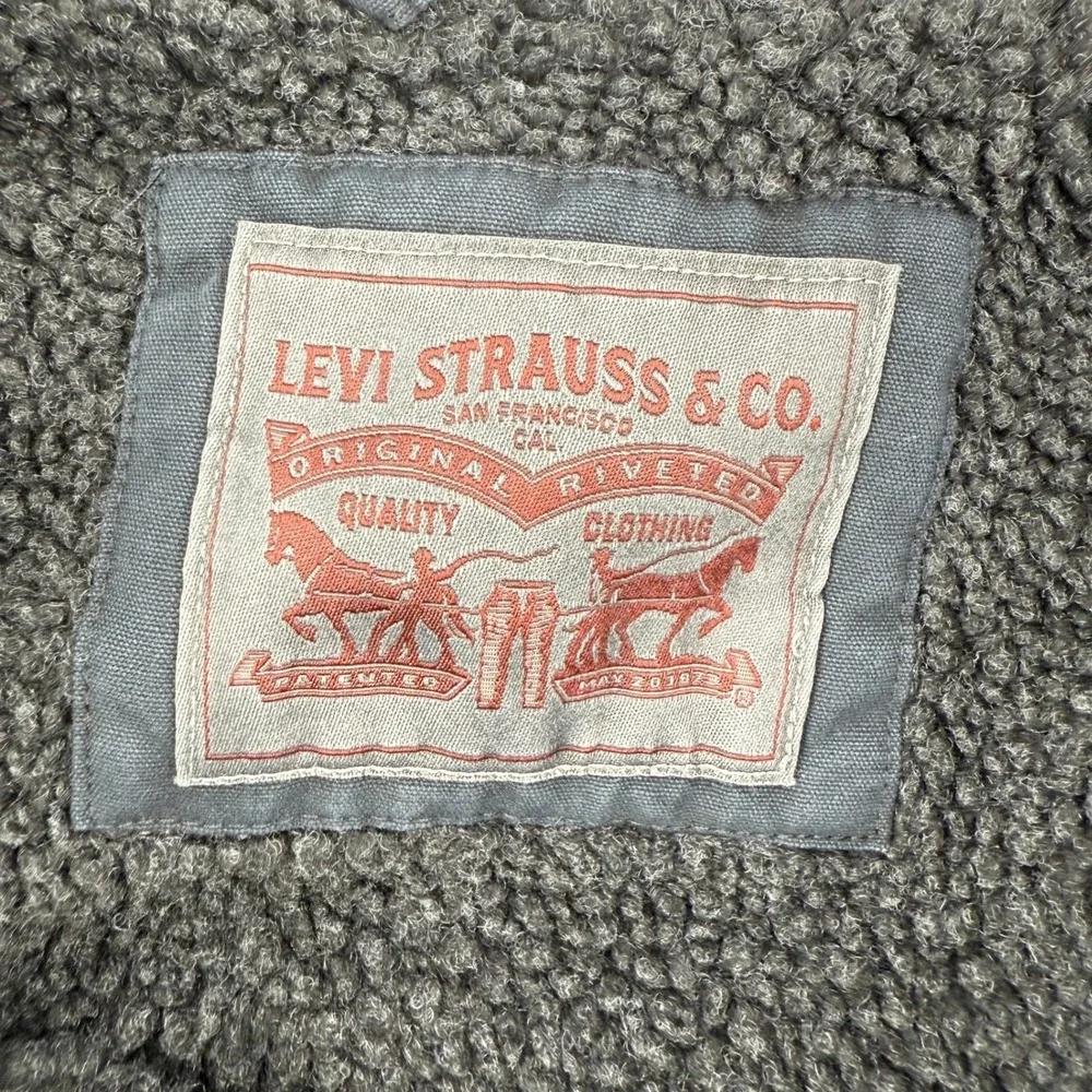 Levi's Sherpa‎ Lined Two Pocket Hooded Trucker Jacket Navy Blue Men XL LM8RC364
